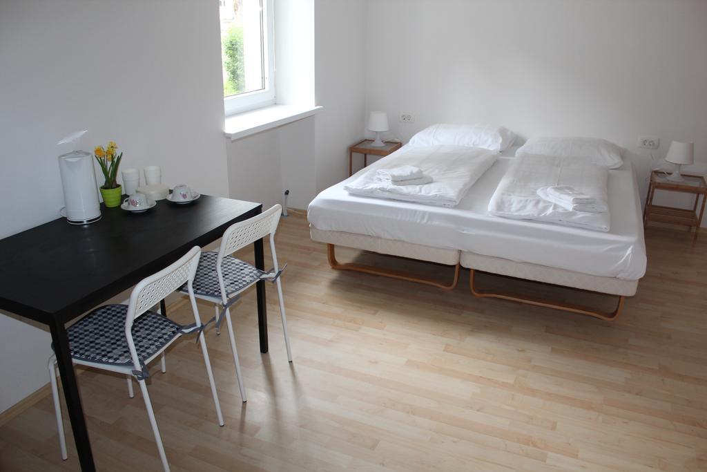Lemonwood House 호텔 포스토이나 외부 사진